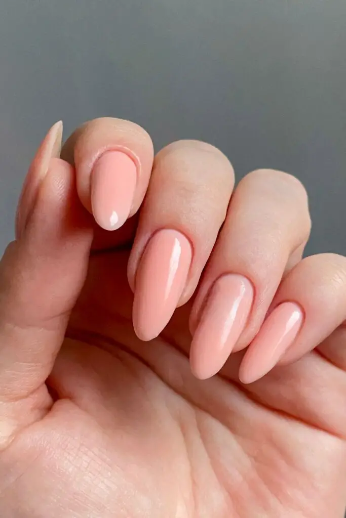 Peachy Keen Summer Nails