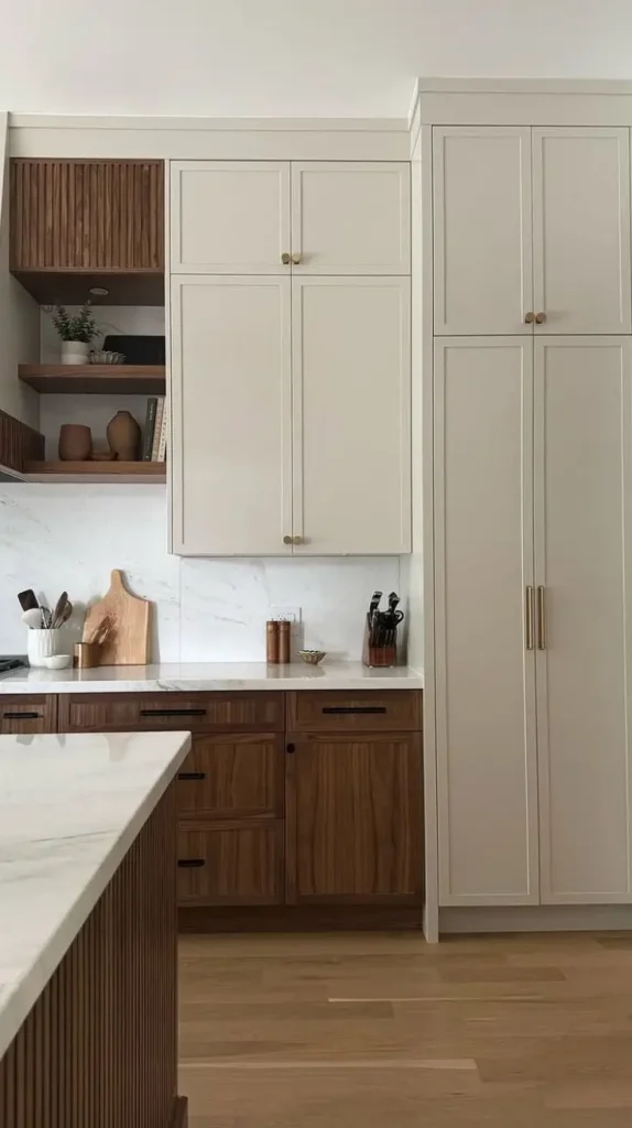 Open Shelving vs. Closed Cabinetry