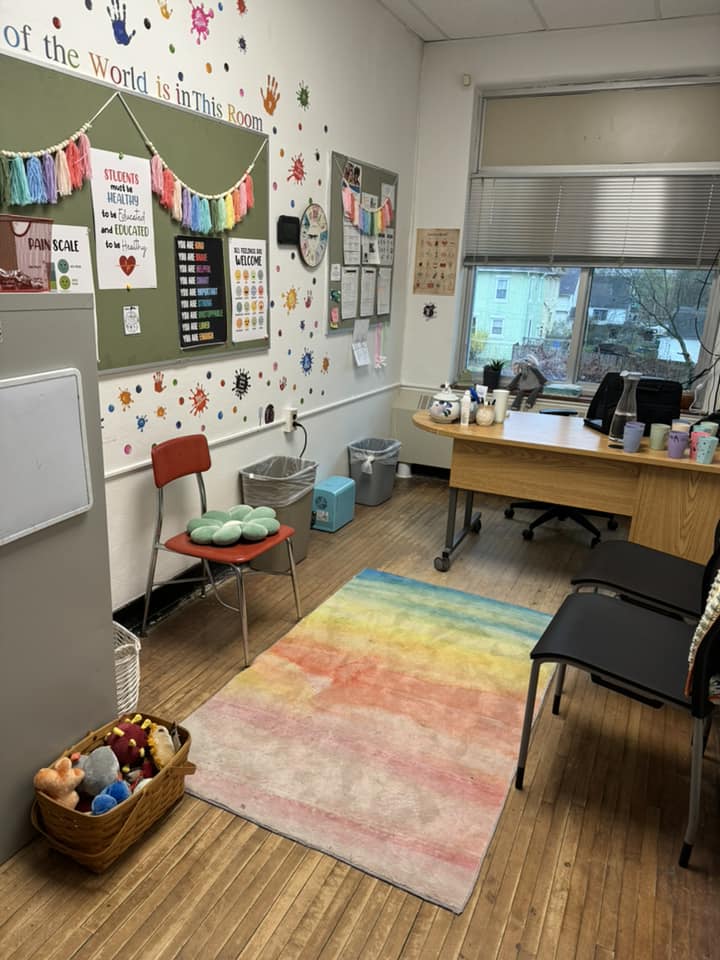 School Nurse Office Decorations That Create Comfort, Care, and Cheer School Nurse Office Decorations That Create Comfort, Care, and Cheer