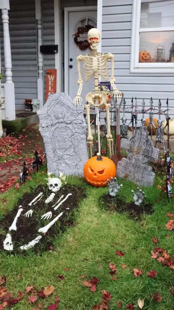 DIY Outdoor Halloween Yard Ideas DIY Outdoor Halloween Yard Ideas