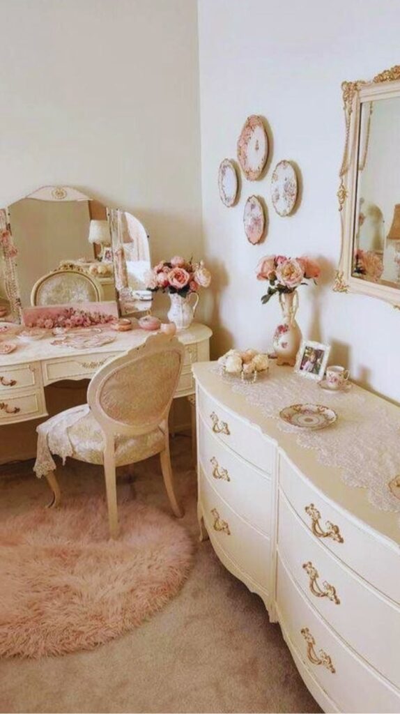 french shabby bedroom Vanities