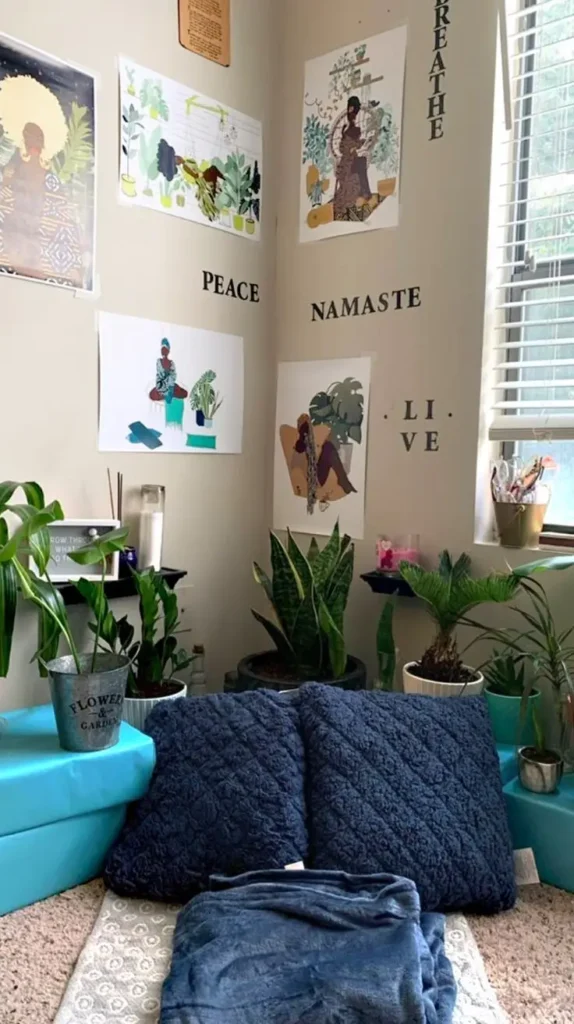 Airbnb Room Decor Houseplants