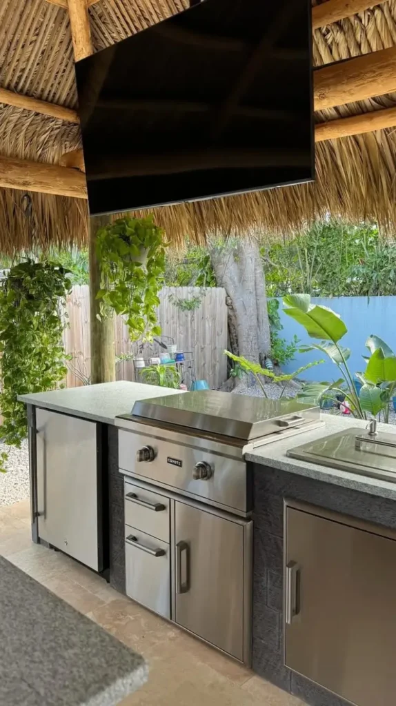 Tropical Outdoor Kitchen Oasis Tropical Outdoor Kitchen Oasis