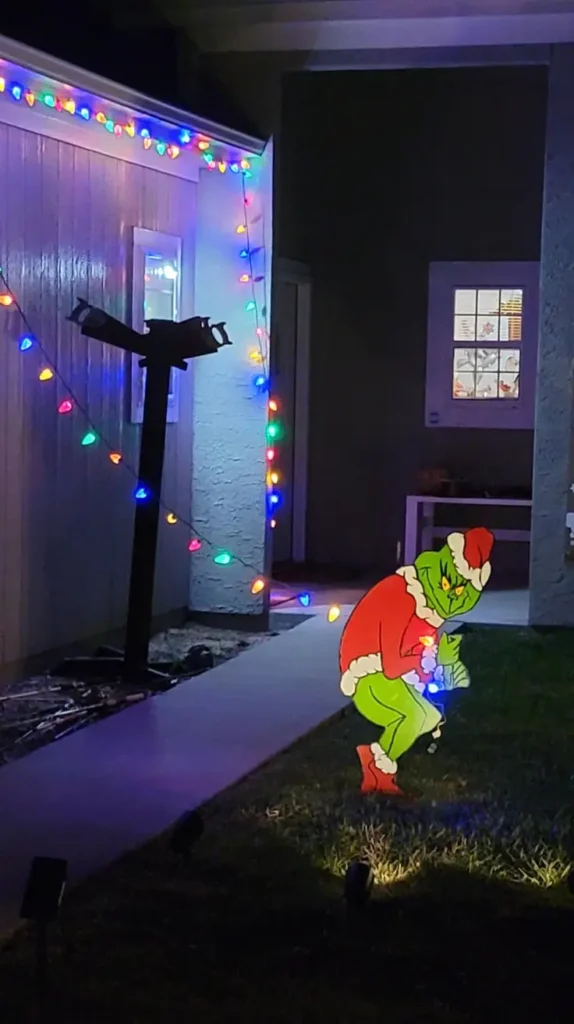 Grinch Outdoor Lights Display