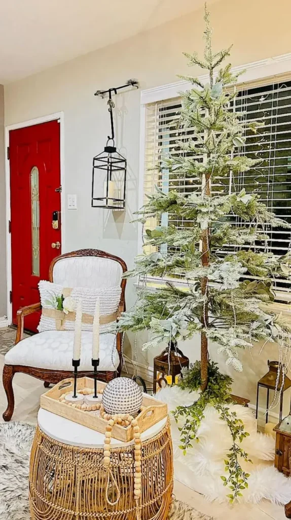 Minimalist Scandinavian Christmas Tree Minimalist Scandinavian Christmas Tree