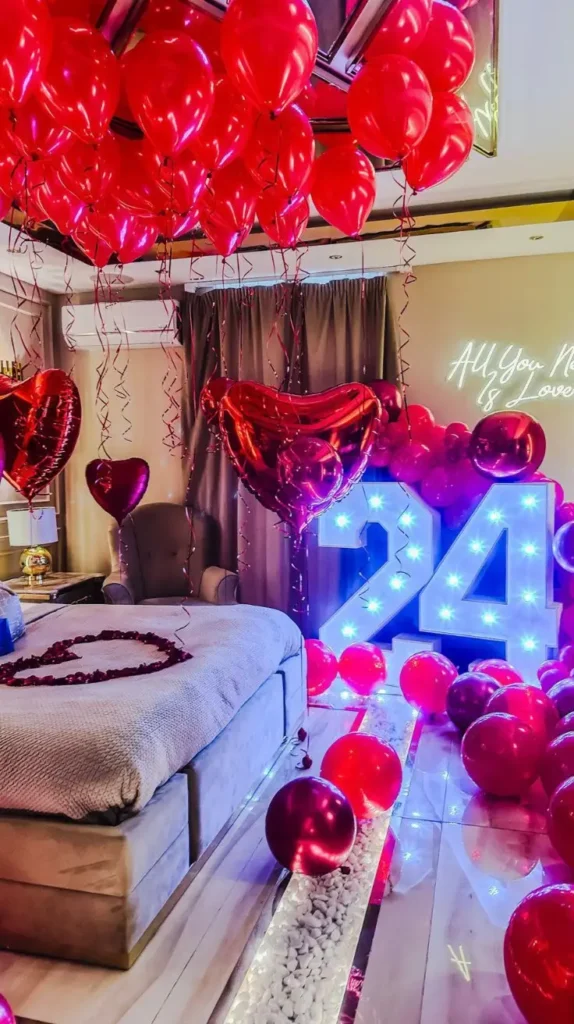 Ceiling-Filled Balloon