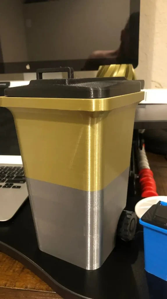 Desk Organization Small Trash Bin 