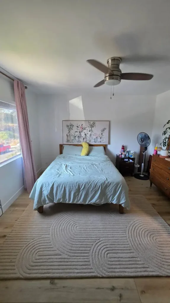 Bedroom Arrangement Centered Bed Layout