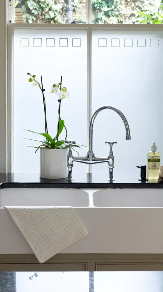 Kitchen Window Decor Ideas