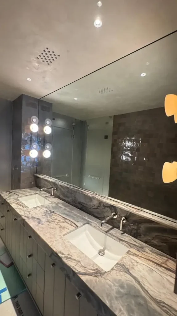 Bathroom Mirror Styles