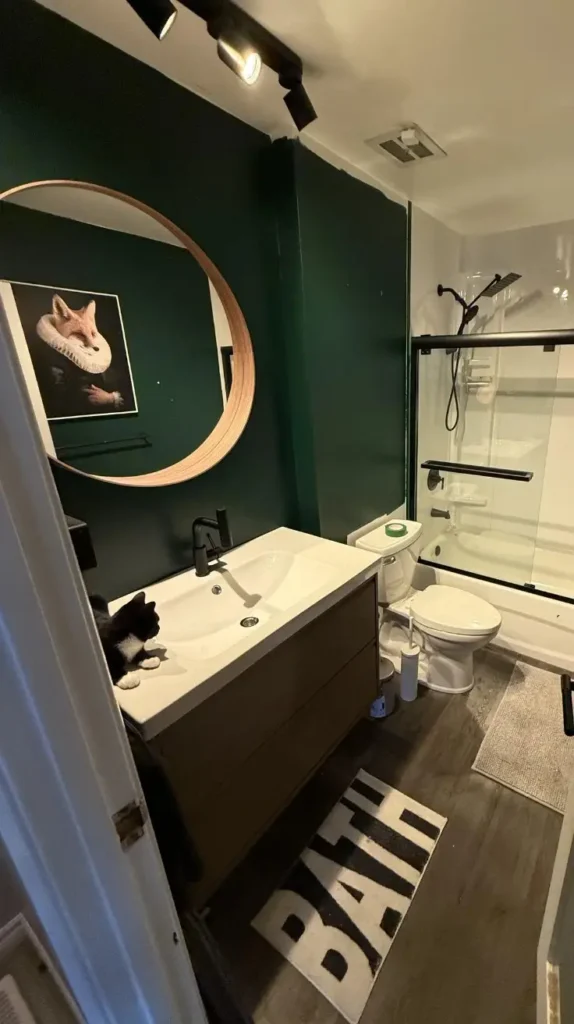 Outdated Bathroom Makeover Ideas to Transform Your Space

