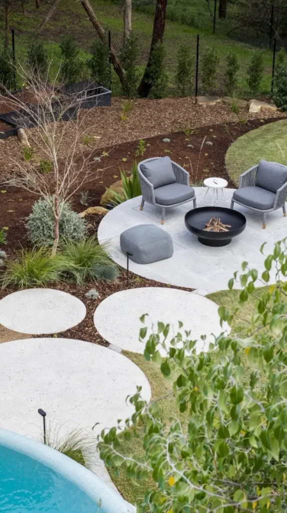 Pool Area Decorating Ideas