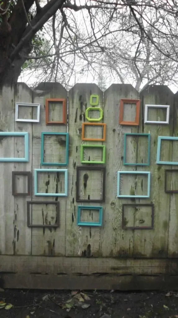 Wooden Fence Decorating Ideas
